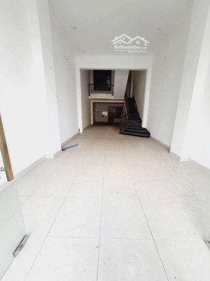 cho thuê nhà 4 tầng đường trưng nữ vương - gần ngã tư rất đẹp