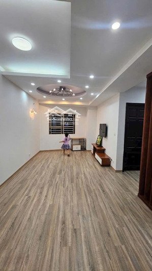 chính chủ cần bán cc sông nhuệ, dt 70m2, 2pn, ban công đông nam, giá nhỉnh 3 tỷ, lh: 