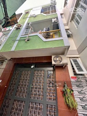 chính chủ bán căn nhà diện tích 90m2 tổng 3 tầng, kế bên chợ đệm