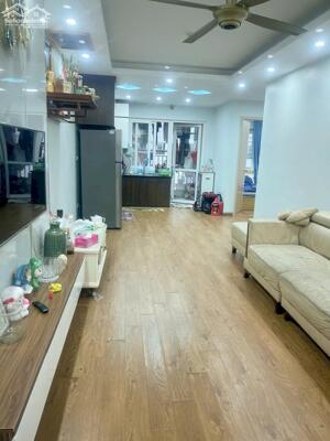 Chính chủ cần bán căn hộ tầng 14 full nội thất, 68,5m2 tại chung cư Thanh Hà Cienco 5