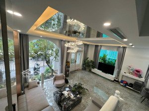biệt thự để ở tại vinhomes ocean park gia lâm: 150 m2, xây dựng lớn 77m2, 3 pn, full nội thất !!