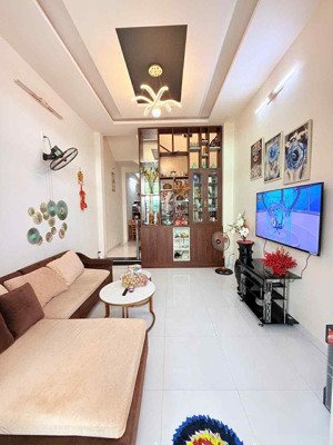 bán nhanh nhà kiệt oto đường hà huy tập - trung tâm quận thanh khê giá chỉ hơn 3 tỷ