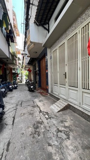 bán nhà trung tâm quận 11 - giáp tân bình - quận 5