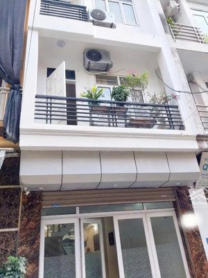 bán gấp siêu phẩm nhà phân lô,ô tô 7c ngủ nhà,65m2,5 tầng, đại mỗ nam từ liêm giá hơn 10 tỷ