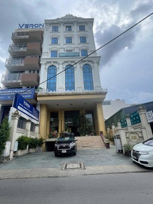 cho thuê toà nhà 17 quốc hương phường thảo điền quận 2