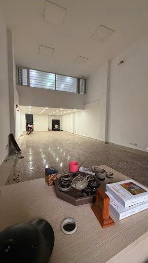 siêu phẩm văn cao nhà 6 tầng, diện tích 95m2 mặt tiền 5m chính chủ cần bán gấp