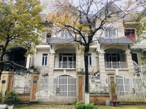 nhà vườn 120m2 vị trí trục xương cá kinh doanh, sẵn sổ đỏ, giá tốt nhất khu a giáp vin chỉ 24 tỷ