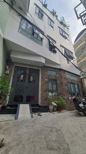 chủ xuất cảnh cần bán gấp nhà 4 tầng sát mặt tiền, chỉ nhỉnh 7 tỷ