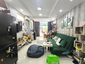 bán gấp nr 3pn, 3wc, 42m2 tại hậu giang, p5, q6, 6,5 tỷ