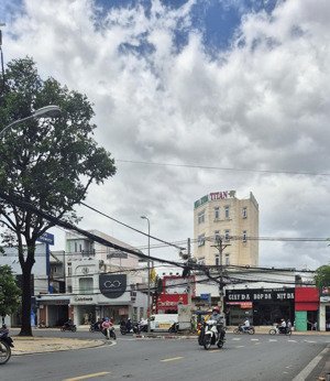 bán mặt bằng kinh doanh khu đường võ văn ngân, 30 tỷ, 220m2, view đẹp, giá tốt