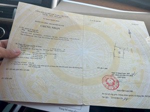 cần tiền bán gấp mảnh đất phố nhật tảo, phú thượng mới, bắc từ liêm. dt 195m2, oto vào nhà, giá rẻ