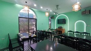 cho thuê nhà mặt phố liên trì, dt 90m2 x 3 tầng, mt 5m, đỗ xe được