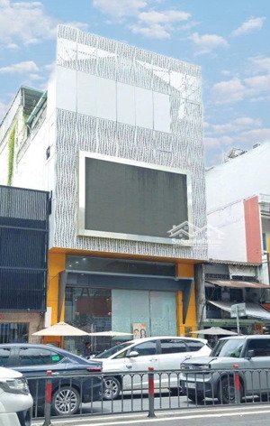 cho thuê nhà ngang 6m mtkd hai bà trưng, phường võ thị sáu, quận 3 giá tốt 45 triệu/tháng