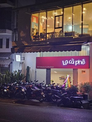 sang quán cà phê mặt tiền trường sa quận phú nhuận