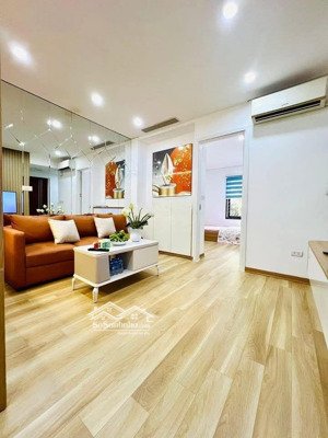 nhà đẹp - lô góc - 3 mặt thoáng - ôtô đỗ cầu thang - full nội thất - 3pn - 2wc khép kín trong nhà