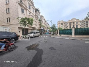 24 tỷ!cần bán căn cityland park hills - đường số 10, có thang máy. đối diện công viên