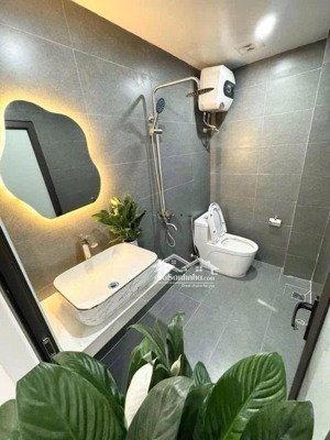 bán nhanh gấp nguyễn tiểu la q10, giá tt, cách mặt tiền lh: 