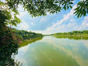 chính chủ bán đất kđt từ sơn garden city hướng đông nam, sẵn sổ đỏ chỉ 36 triệu/m2