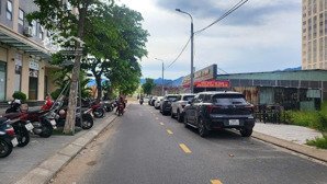 viêu 10 tòa chung cư dt 100m2 .tiện ích kinh doanh..sinh lời