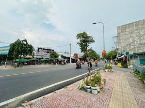 bán đất chưa lên thổ! dt 310m2 vuông đẹp! chỉ 6 tỷ 8 - ngay nhà ga metro số 1! hẻm xe hơi