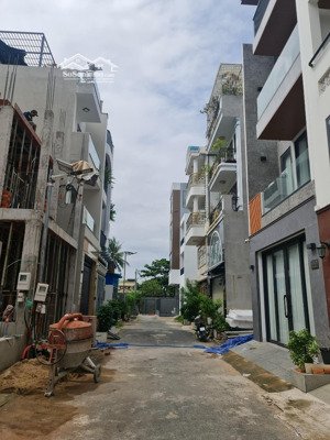 bán nhà hẻm xe hơi hơi liền kề kdc kiều đàm, dt 4,8x17m lửng, 3 lầu, st, 4pn, 5wc, nội thất cao cấp