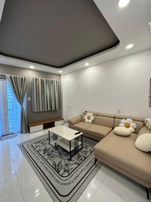 bán nhà tân cảng p25, bình thạnh ngay sau pearl plaza, hẻm 8m thông ra đbp xe hơi vào nhà.