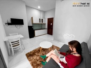 giảm giá sốc - căn hộ 1 phòng ngủ tách bếp balcon - bảo vệ 24/7 - hầm xe - thang máy