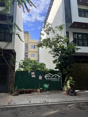 1 lô đất nền cuối tại đường tạ xuân thu - giá chỉ 8,1 tỉ cho 1 lô sạch đẹp tại vcn phước hải