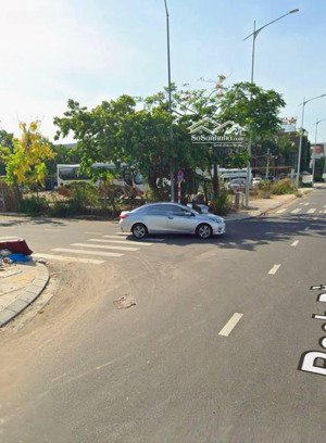 cần bán lô góc 3 mặt tiền bạch đằng(nối dài) và nguyễn sơn trà.đà nẵng