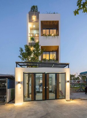 bán nhà 1 trệt 2 lầu phường 4, tp. tân an, long an giá chỉ 2 tỷ 4
