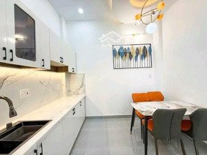 thanh lý gấp nhà bùi huy bích, quận 8. giá 2,46 tỷ, dt 63m2, lh như , hẻm xe hơi 5m