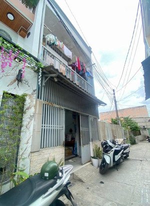 bán nhà 1 trệt 1 lầu hẻm đường đoàn giỏi, p. tây thạnh, gần aeon tân phú, vị trí đẹp, giá tốt