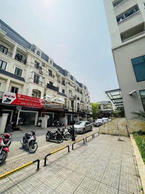 shop chân đế mipec city view, m5 mặt liền kề rộng thoáng, 79m2, sổ đỏ lâu dài - lh: 