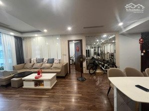 bán căn hộ 4pn, 137m² full nội thất view bể bơi tòa n01 - t8 ngoại giao đoàn - lh 