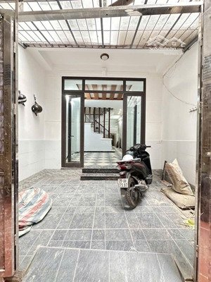 nhà đẹp dân xây hoàng mai gần ô tô 52m x 4t x nhỉnh 8 tỷ.