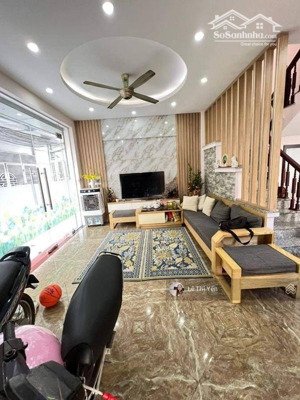 nhà 50m2 x 5 tầng - lô góc phố trần cung - 2 mặt ngõ thông - chỉ 11,5 tỷ