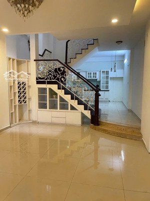 cho thuê nhà 3 tầng - p. hiệp bình chánh, thủ đức - gần nhà hàng white palace phạm văn đồng.
