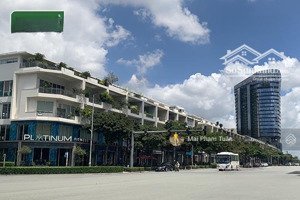 cho thuê shophouse nguyễn cơ thạch sala quận 2 - 700m2 - hầm 4,5l - hoàn thiện có thang máy.