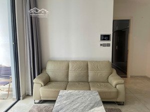 bán 2pn ot tầng trung 77,6m2 tòa l6 vinhomes golden river giá 11.2 tỷ all in