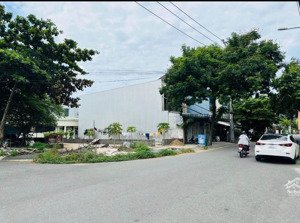 cần bán gấp 1 lô góc đẹp đường dương loan và đoàn ngọc nhạc