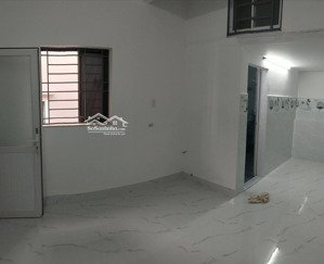 phòng máy lạnh có gác. đường phan văn trường, quận 1