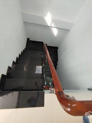 nhà đẹp đường số 6, phường bình phú (mới) (4 x 17) 5 tầng. giá 12,5 tỷ