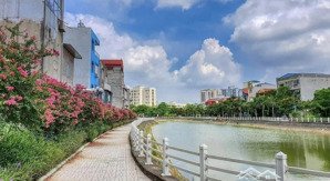 nhà 02 mặt đường - mặt hồ - mặt tiền 7m9 - vuông vắn- dt 95m2 - nhanh còn chậm mua đắt hơn