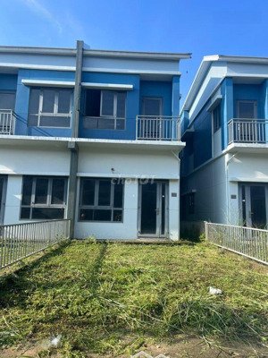 cần bán nhà oassis city - thới hòa- bến cát - bình dương hỗ trợ ngân hàng tối đa