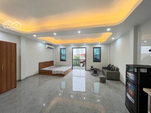 cho thuê phòng đẹp ngõ 401 đường cổ nhuế - oto đậu cửa - có ban công lớn - 40m2 - nhà mới tinh.