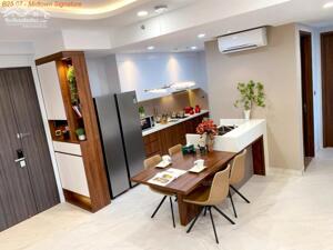 Cho thuê căn hộ Midtown Phú Mỹ Hưng 80m2 2pn 2wc view thoáng mát, nhà đẹp mới full nội thất