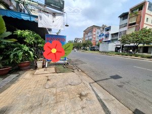 bán gấp nhà mặt tiền - đ lê thúc hoạch - pth - tân phú - 68m2 -2tầng - 9tỷ9 tl