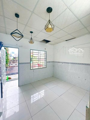 nhà bình trị đông, bình tân chính chủ kẹt tiền bán gấp, alo đi coi liền