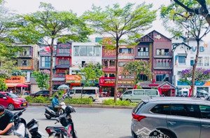 bán nhà mặt phố vip đào tấn - ba đình - 7 tầng thang máy 40m2, mt 4.5m - vỉa hè 8m kinh doanh đỉnh