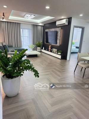 bán căn hộ vị trí trung tâm cầu giấy, căn 3 ngủ siêu rộng, giá cực tốt, sổ đỏ sẵn giao dịch ngay